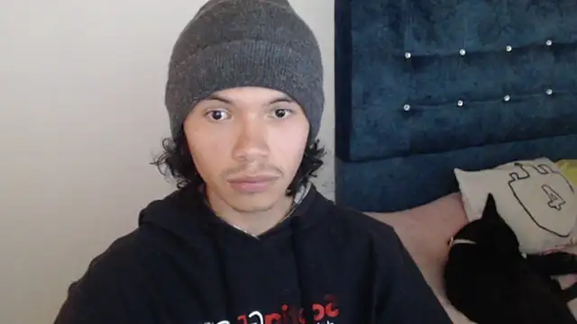 Snapshot of Xoxo_Smiles chatting on 09-13-25, 06:40 Xoxo Smiles online show from 09-13-25, 06:40