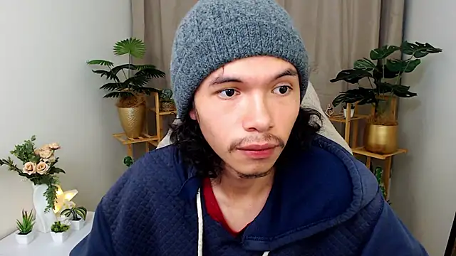 Snapshot of Xoxo_Smiles chatting on 11-30-25, 11:03 Xoxo Smiles online show from 11-30-25, 11:03