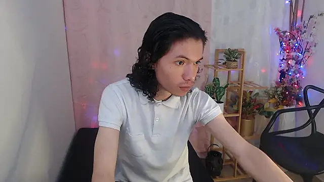 Snapshot of Xoxo_Smiles chatting on 01-31-26, 08:07 Xoxo Smiles online show from 01-31-26, 08:07