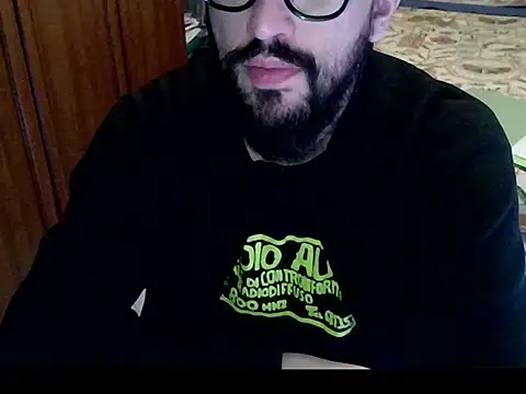 Snapshot of MisterX_99 chatting on 10-24-25, 08:55 MisterX 99 online show from 10-24-25, 08:55