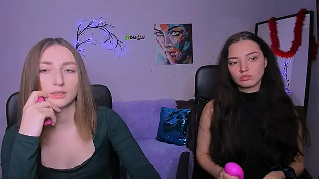 Snapshot of eva_smiith_ chatting on 11-18-25, 07:24 eva smiith online show from 11-18-25, 07:24