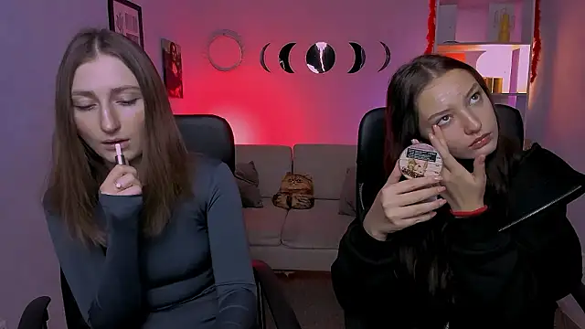 Snapshot of eva_smiith_ chatting on 02-03-26, 06:51 eva smiith online show from 02-03-26, 06:51