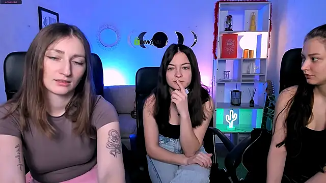 Snapshot of eva_smiith_ chatting on 02-26-26, 06:45 eva smiith online show from 02-26-26, 06:45