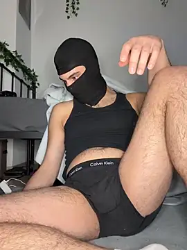 masterturk3 online show from 11-18-25, 09:41