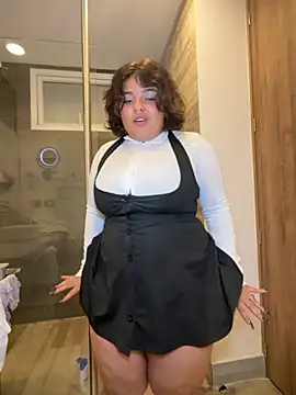 lulukawai16 online show from 04-30-26, 12:39