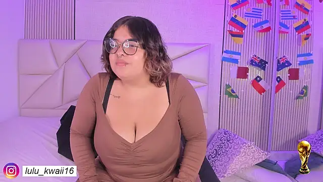 lulukawai16 online show from 07-08-26, 07:07