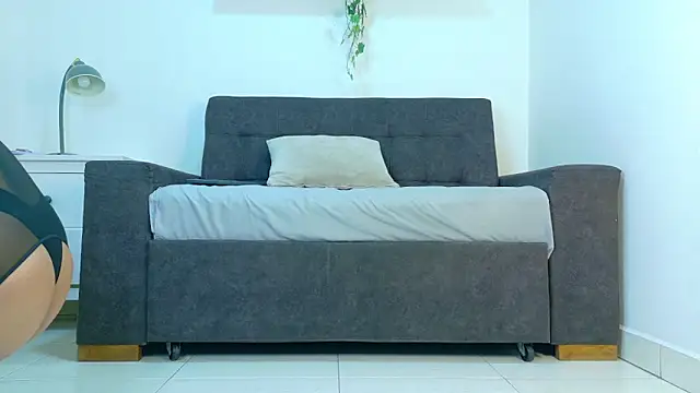RiriiBrunette   online show from 05-21-26, 07:43
