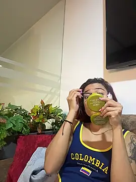 amber sparkle online show from 07-07-26, 12:20