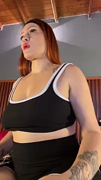 Snapshot of MarilynSmith01 chatting on 01-11-26, 06:46 MarilynSmith01 online show from 01-11-26, 06:46