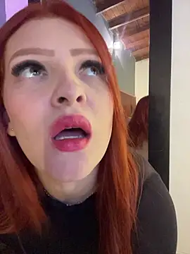 Snapshot of MarilynSmith01 chatting on 03-10-26, 10:26 MarilynSmith01 online show from 03-10-26, 10:26