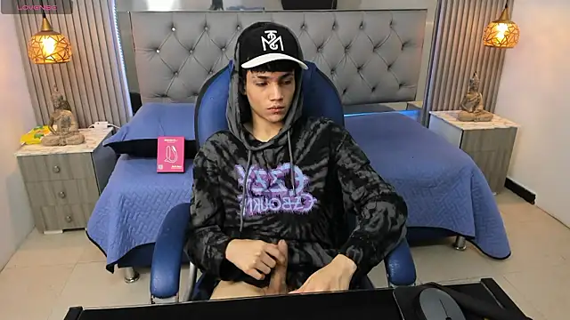 Snapshot of SamBlack_ chatting on 02-21-26, 02:07 SamBlack online show from 02-21-26, 02:07