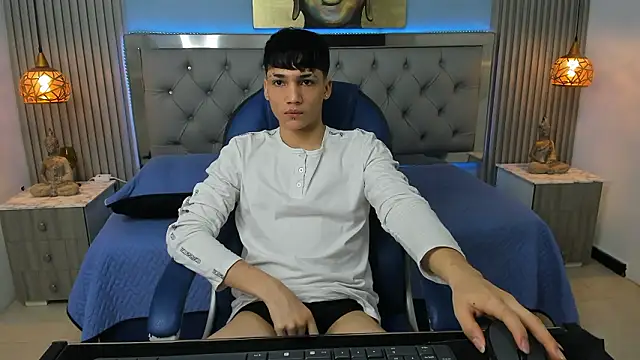 Snapshot of SamBlack_ chatting on 02-24-26, 12:36 SamBlack online show from 02-24-26, 12:36