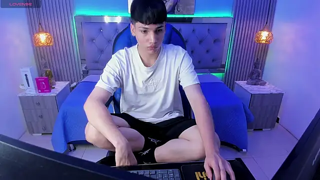 SamBlack  online show from 07-21-26, 01:13