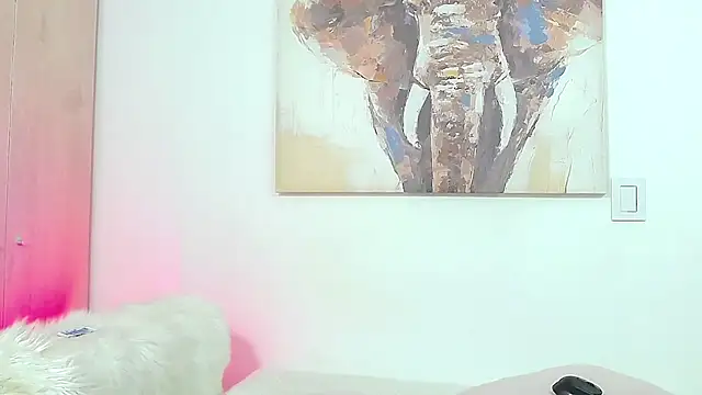 ParisRoux online show from 04-22-26, 10:33