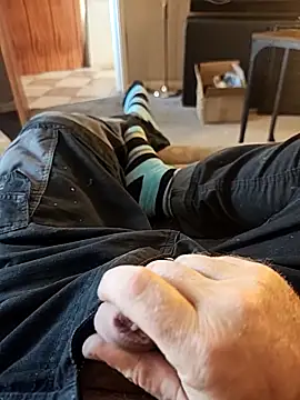 hubbyfun19 online show from 03-28-26, 05:12