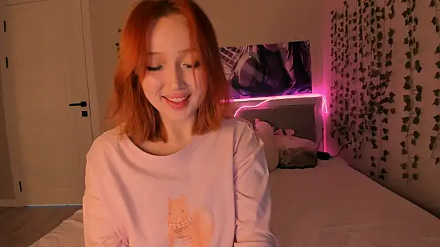 yuna loon online show from 11-05-25, 02:39