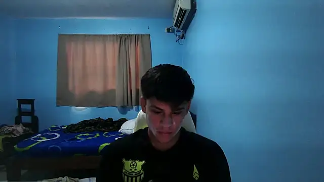 Jaket lovers online show from 11-18-25, 06:34