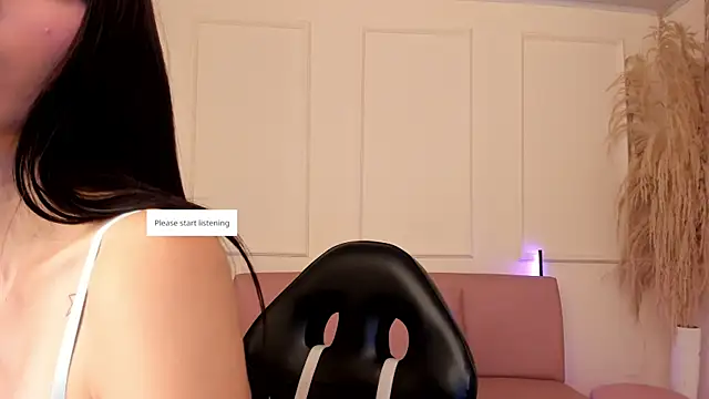 Snapshot of Lilily_lv chatting on 12-04-25, 12:14 Lilily lv online show from 12-04-25, 12:14