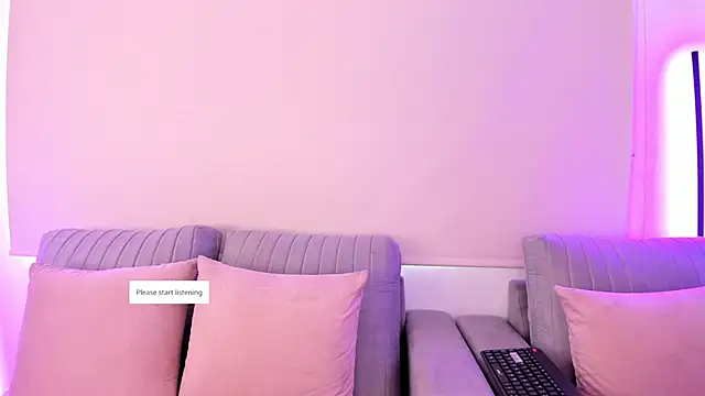 Snapshot of Lilily_lv chatting on 02-17-26, 01:18 Lilily lv online show from 02-17-26, 01:18