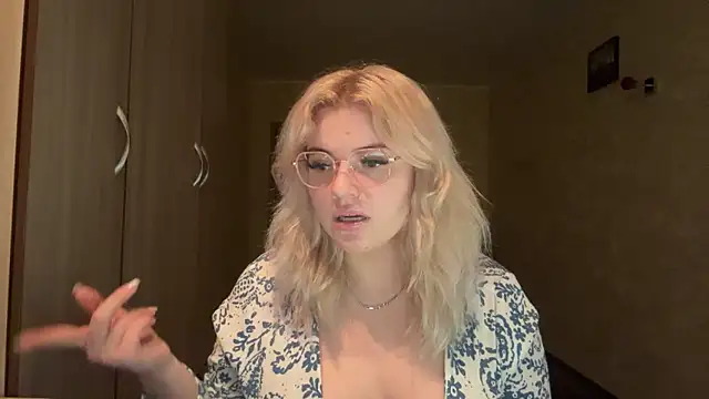 sunshinyflash online show from 11-11-25, 05:13