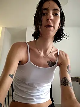 Snapshot of sweetsinxxx chatting on 06-07-26, 02:21 sweetsinxxx online show from 06-07-26, 02:21
