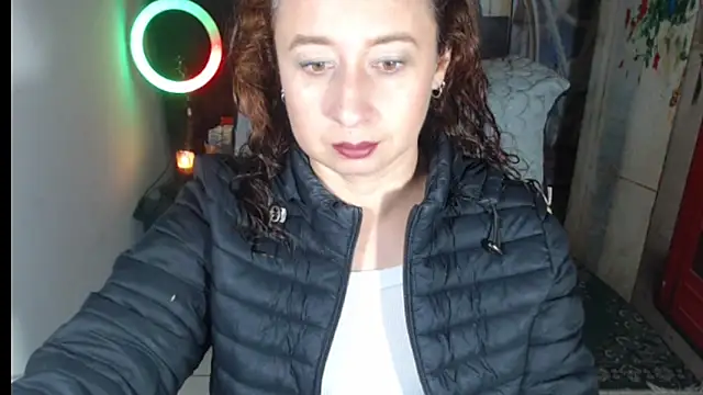 Milf Valeria online show from 11-06-25, 02:18