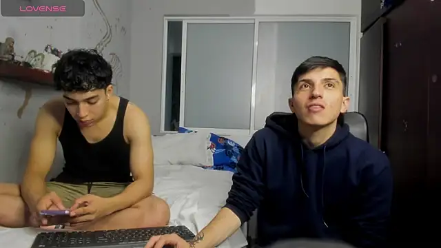 Snapshot of Noxx_starkK chatting on 11-09-25, 12:31 Noxx starkK online show from 11-09-25, 12:31