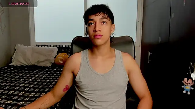 Snapshot of Noxx_starkK chatting on 01-10-26, 06:31 Noxx starkK online show from 01-10-26, 06:31