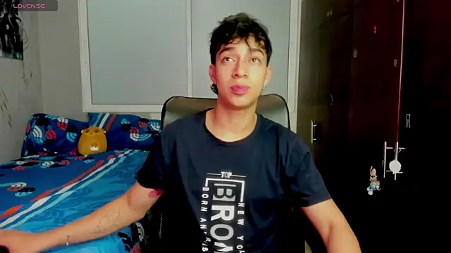 Snapshot of Noxx_starkK chatting on 02-08-26, 09:29 Noxx starkK online show from 02-08-26, 09:29