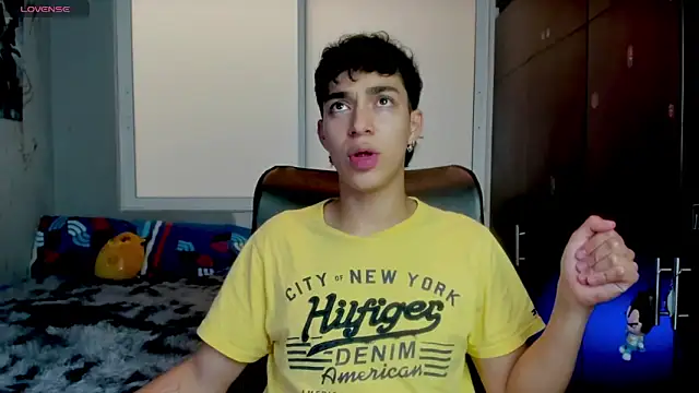 Snapshot of Noxx_starkK chatting on 02-11-26, 08:14 Noxx starkK online show from 02-11-26, 08:14