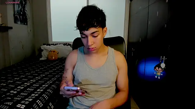 Snapshot of Noxx_starkK chatting on 02-18-26, 02:57 Noxx starkK online show from 02-18-26, 02:57