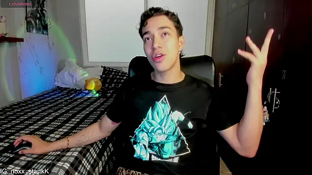 Snapshot of Noxx_starkK chatting on 02-21-26, 07:26 Noxx starkK online show from 02-21-26, 07:26