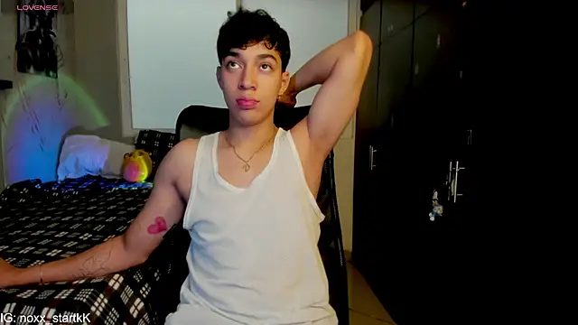 Snapshot of Noxx_starkK chatting on 03-29-26, 08:09 Noxx starkK online show from 03-29-26, 08:09