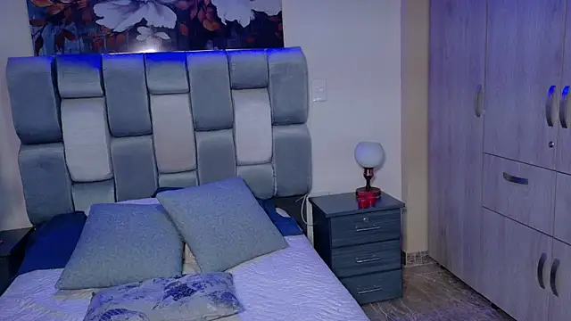 saramikaelson online show from 09-10-25, 08:53