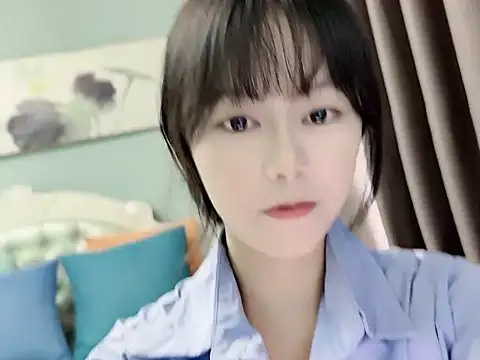 Snapshot of sarah111 chatting on 09-22-25, 02:24 sarah111 online show from 09-22-25, 02:24