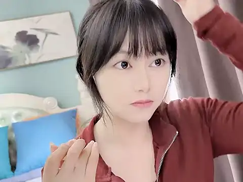 Snapshot of sarah111 chatting on 11-15-25, 02:53 sarah111 online show from 11-15-25, 02:53