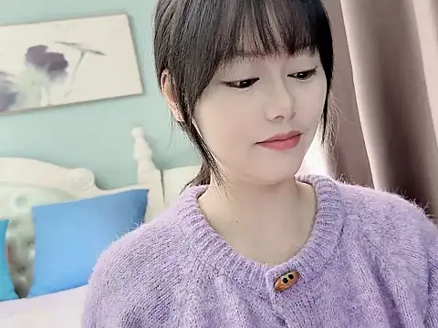 Snapshot of sarah111 chatting on 11-29-25, 03:31 sarah111 online show from 11-29-25, 03:31