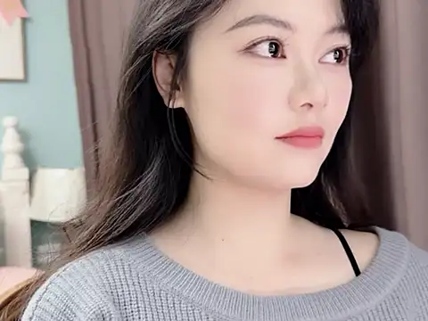 Snapshot of sarah111 chatting on 03-06-26, 01:57 sarah111 online show from 03-06-26, 01:57