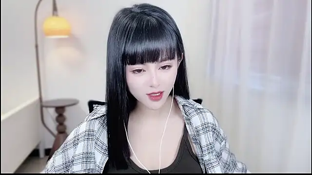 Snapshot of Musae7 chatting on 11-19-25, 02:00 Musae7 online show from 11-19-25, 02:00