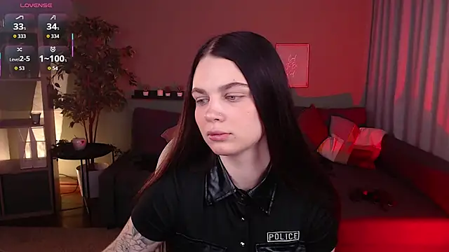 Michela Fruet online show from 09-09-25, 12:21