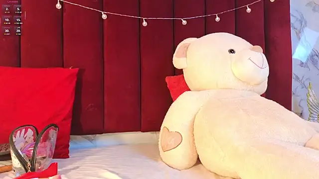 Snapshot of PrincePoppy chatting on 10-25-25, 08:36 PrincePoppy online show from 10-25-25, 08:36