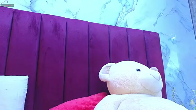 Snapshot of PrincePoppy chatting on 10-27-25, 08:35 PrincePoppy online show from 10-27-25, 08:35