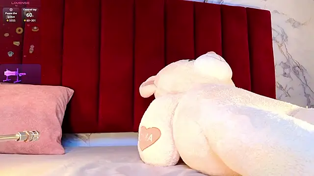 Snapshot of PrincePoppy chatting on 02-11-26, 09:31 PrincePoppy online show from 02-11-26, 09:31