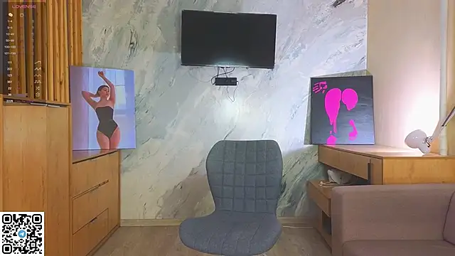 miss bubbles  online show from 11-30-25, 12:36