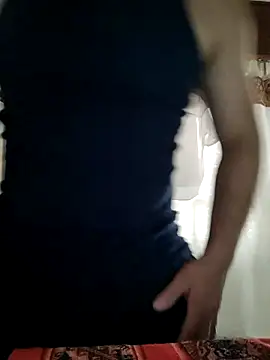 Snapshot of Bradd_32 chatting on 01-12-26, 05:07 Bradd 32 online show from 01-12-26, 05:07