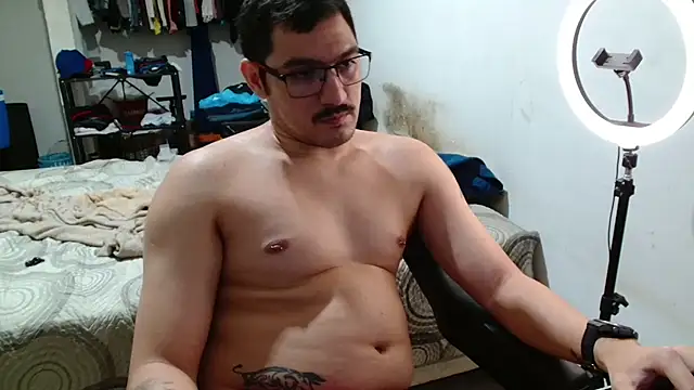 Leonino231 online show from 03-26-26, 04:40