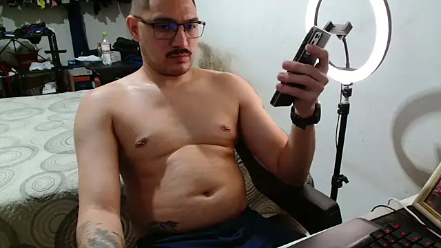 Leonino231 online show from 03-26-26, 08:14