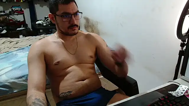 Leonino231 online show from 04-17-26, 09:40