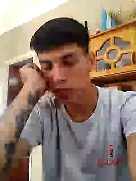 Snapshot of frankitocam4 chatting on 03-04-26, 01:39 frankitocam4 online show from 03-04-26, 01:39