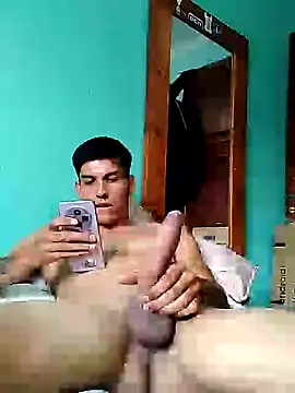 Snapshot of frankitocam4 chatting on 03-06-26, 05:31 frankitocam4 online show from 03-06-26, 05:31